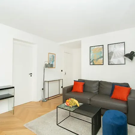 St Lazare & Madeleine - Apartment *