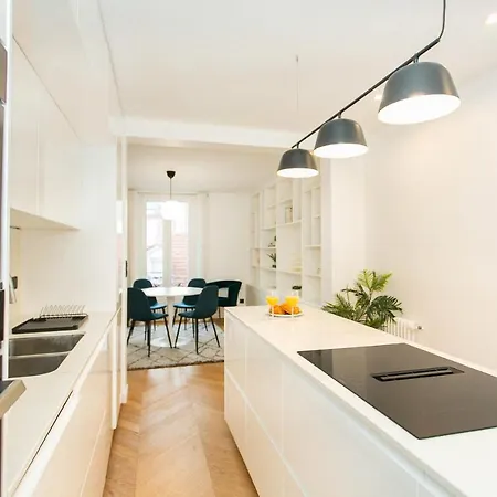 Apartment St Lazare & Madeleine - Paris